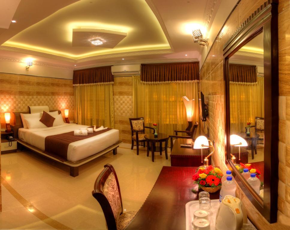Jal Mahal Resort And Spa Майсуру Номер фото