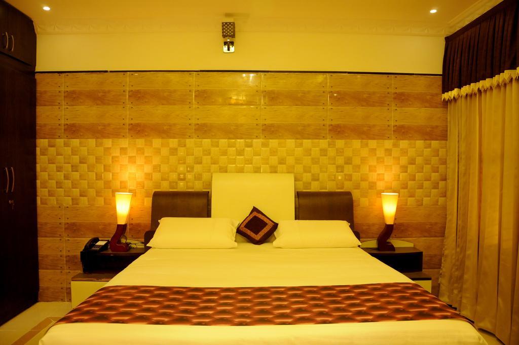 Jal Mahal Resort And Spa Майсуру Номер фото